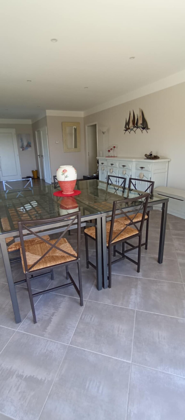 8a1d2e5d f136 471d 90c4 9a3fff2869a2 Copie 768x1742