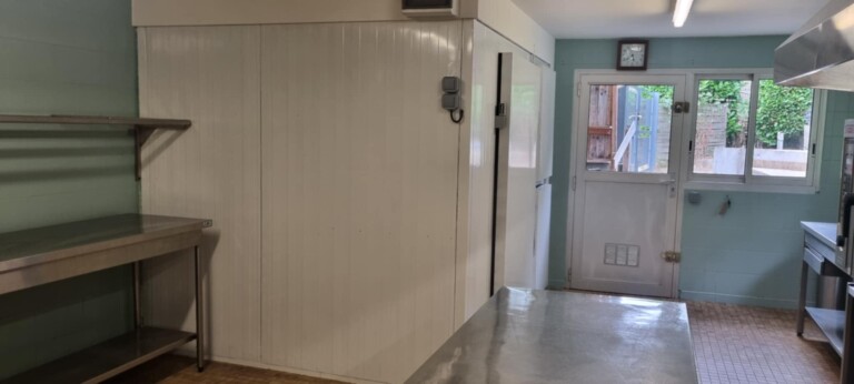 chambre froide cuisine 768x346