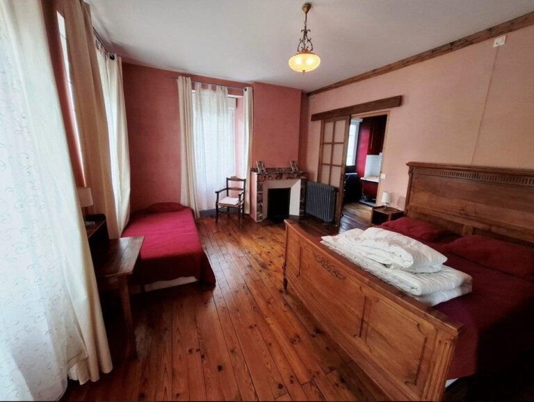 chambre rose 768x579