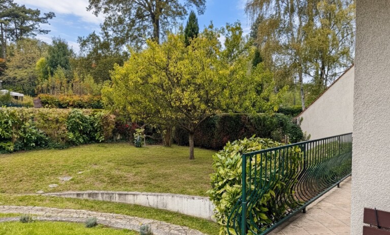 vue descente garage 768x464