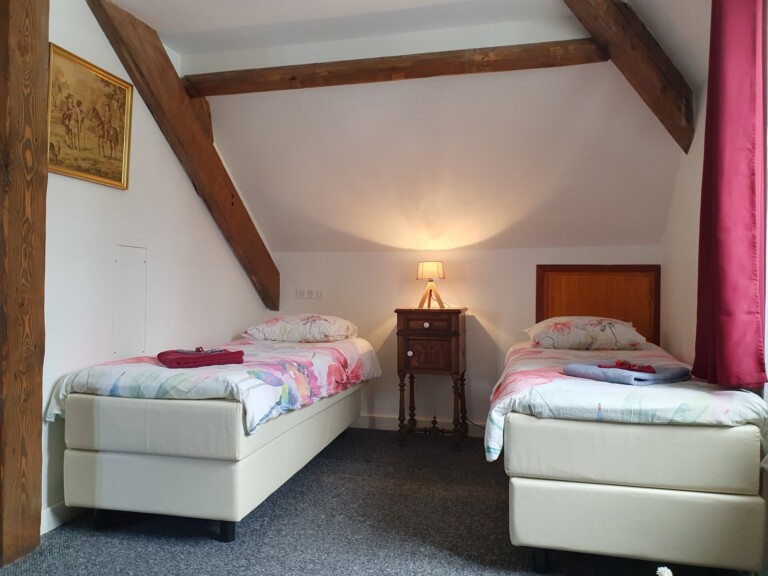 Chambre 5 03 768x576