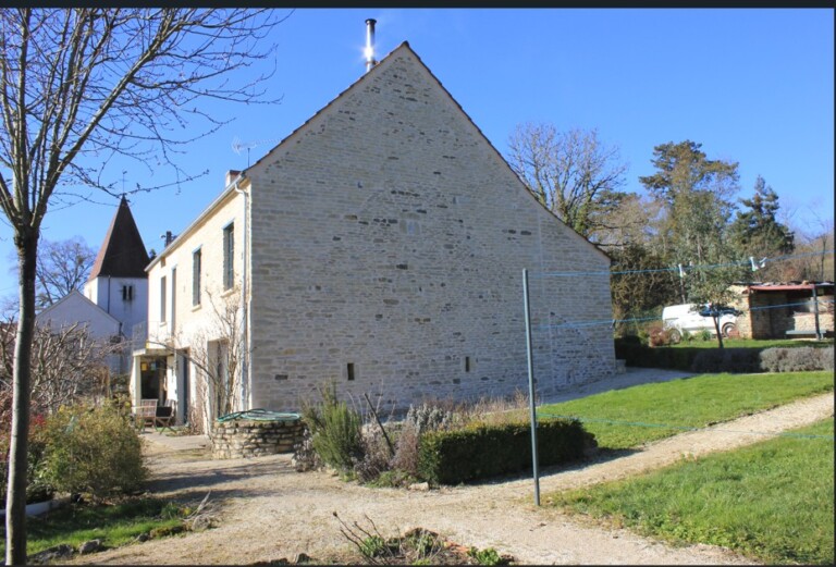 02Facade Est Jardin 768x521