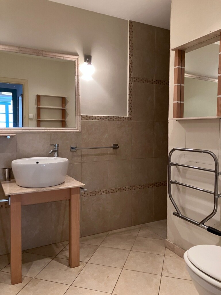 IMG 5932 compressed v2 768x1024