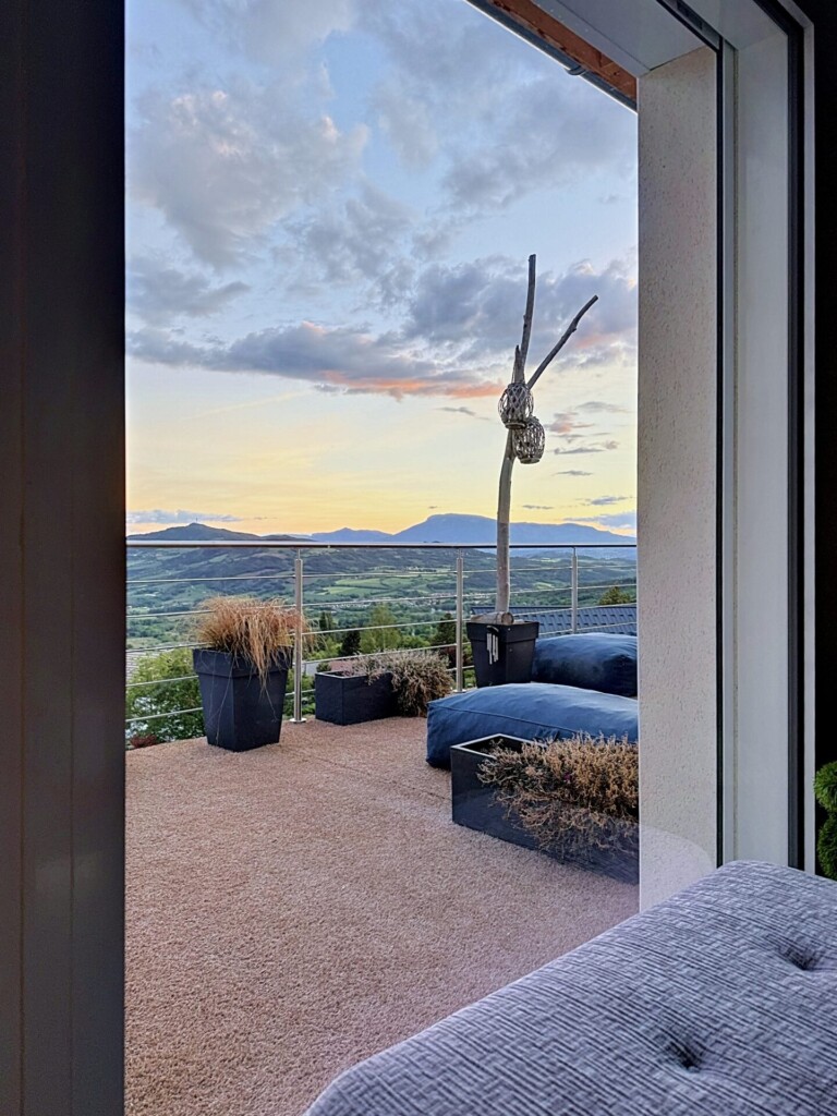 VUE SOIR 1 768x1024
